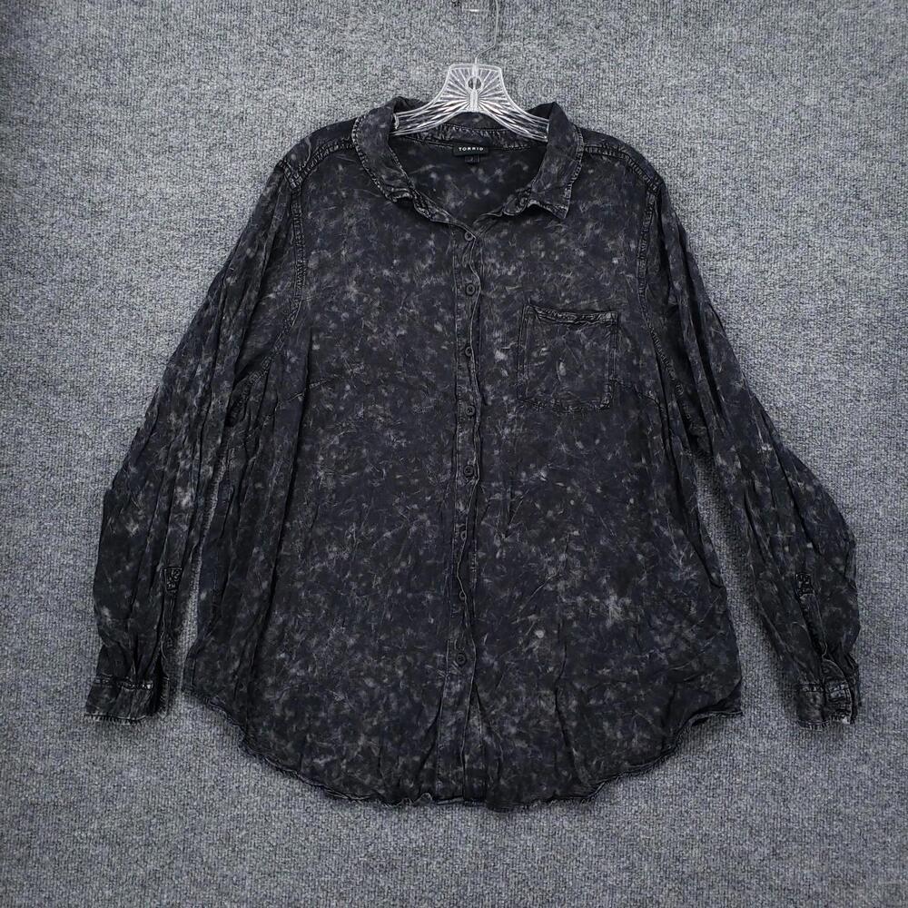 Torrid Button Up Shirt Womens 2 US Large Black Lizzie Rayon Twill Long Sleeve